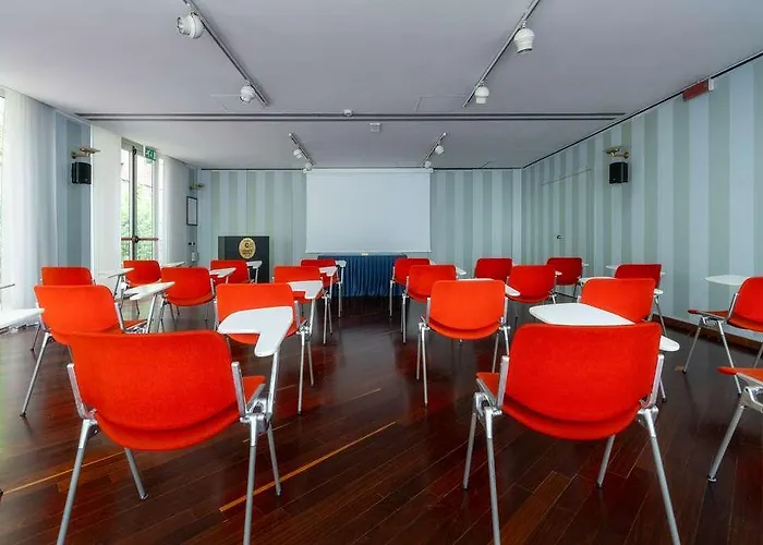 Crivis Hotel