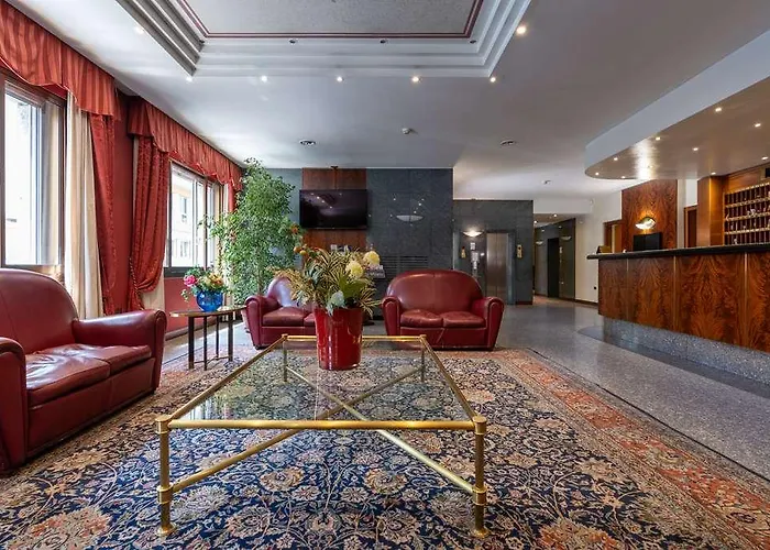 Hotel Crivis *