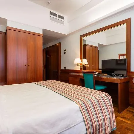 Crivis * Milan