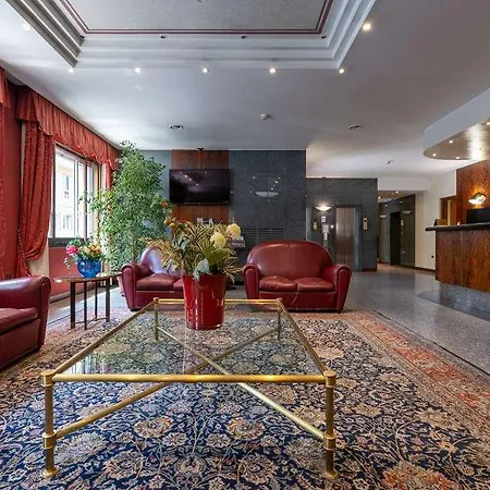 Hotel Crivis *