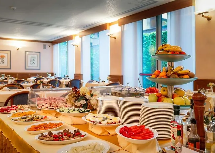 Hotel Crivis *